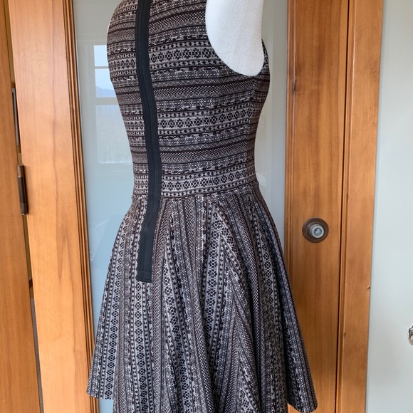 Tibi fit and flare dress - Picture 2 of 7